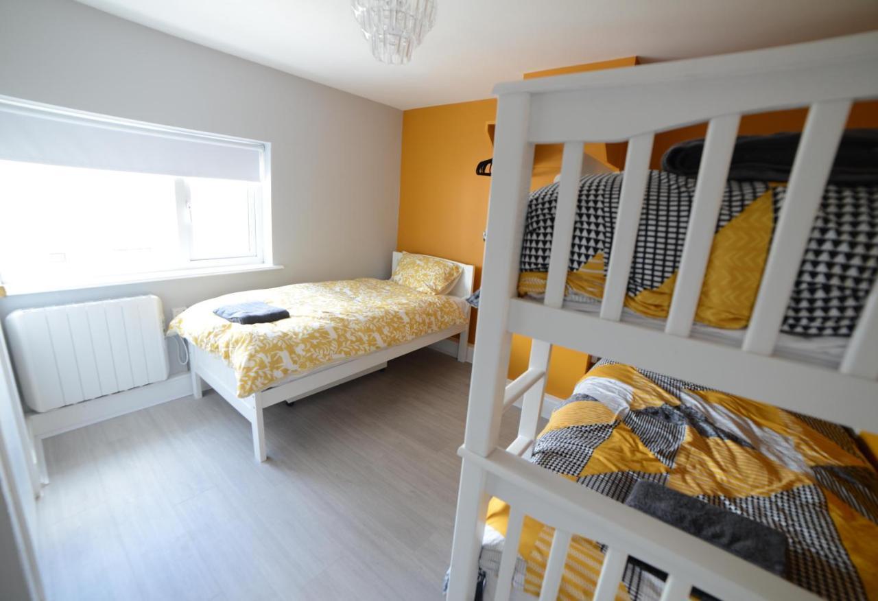 Notting Hill West In The Heart Of Westport Town Villa ภายนอก รูปภาพ